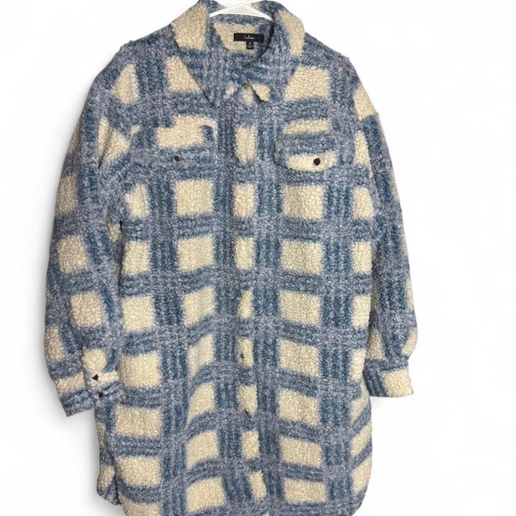 Lulus Jackets & Blazers - Blue & White Plaid Oversized Coat